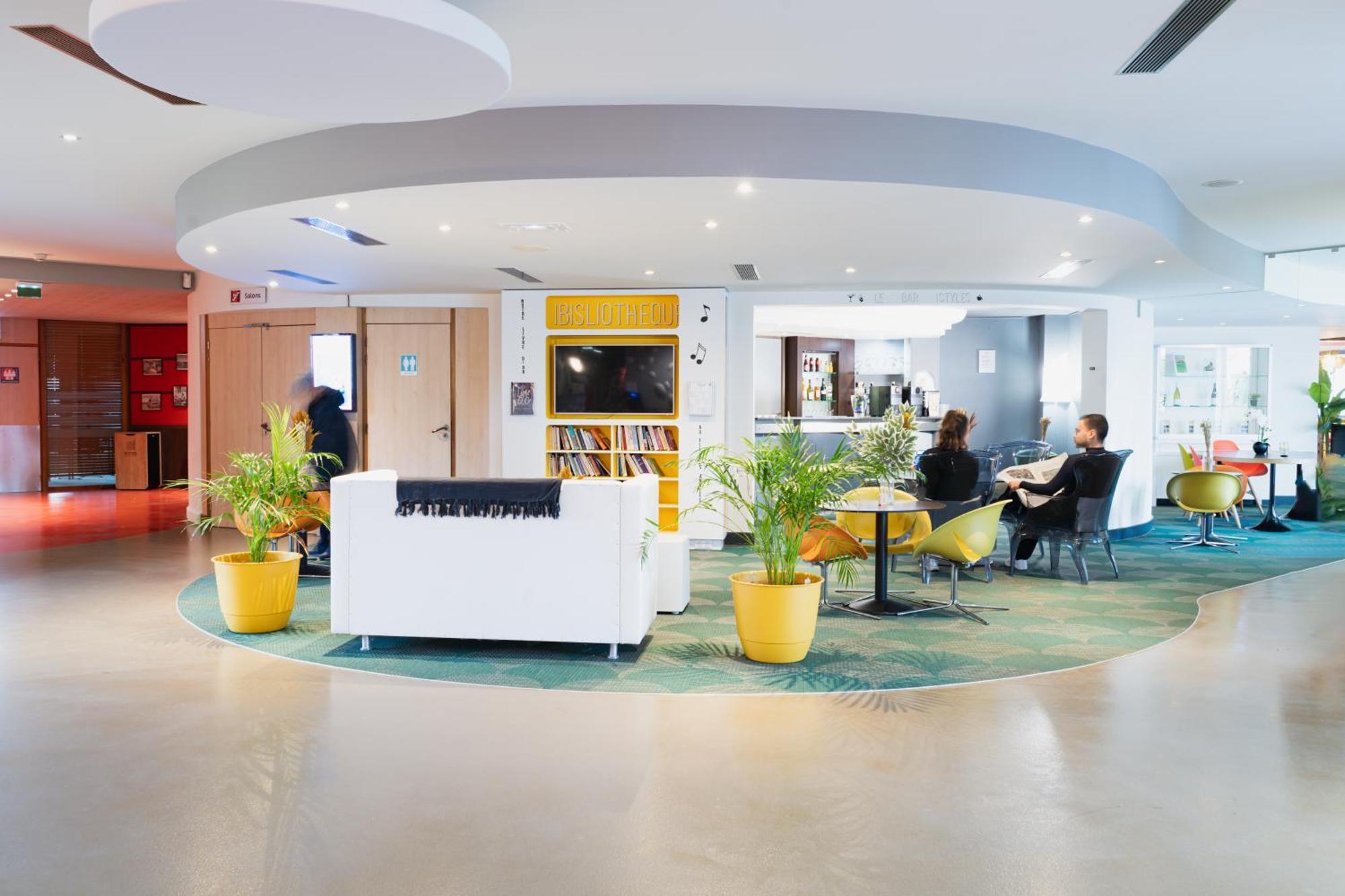 Отель Ibis Styles Lyon Sud Vienne Шас-сюр-Рон Экстерьер фото