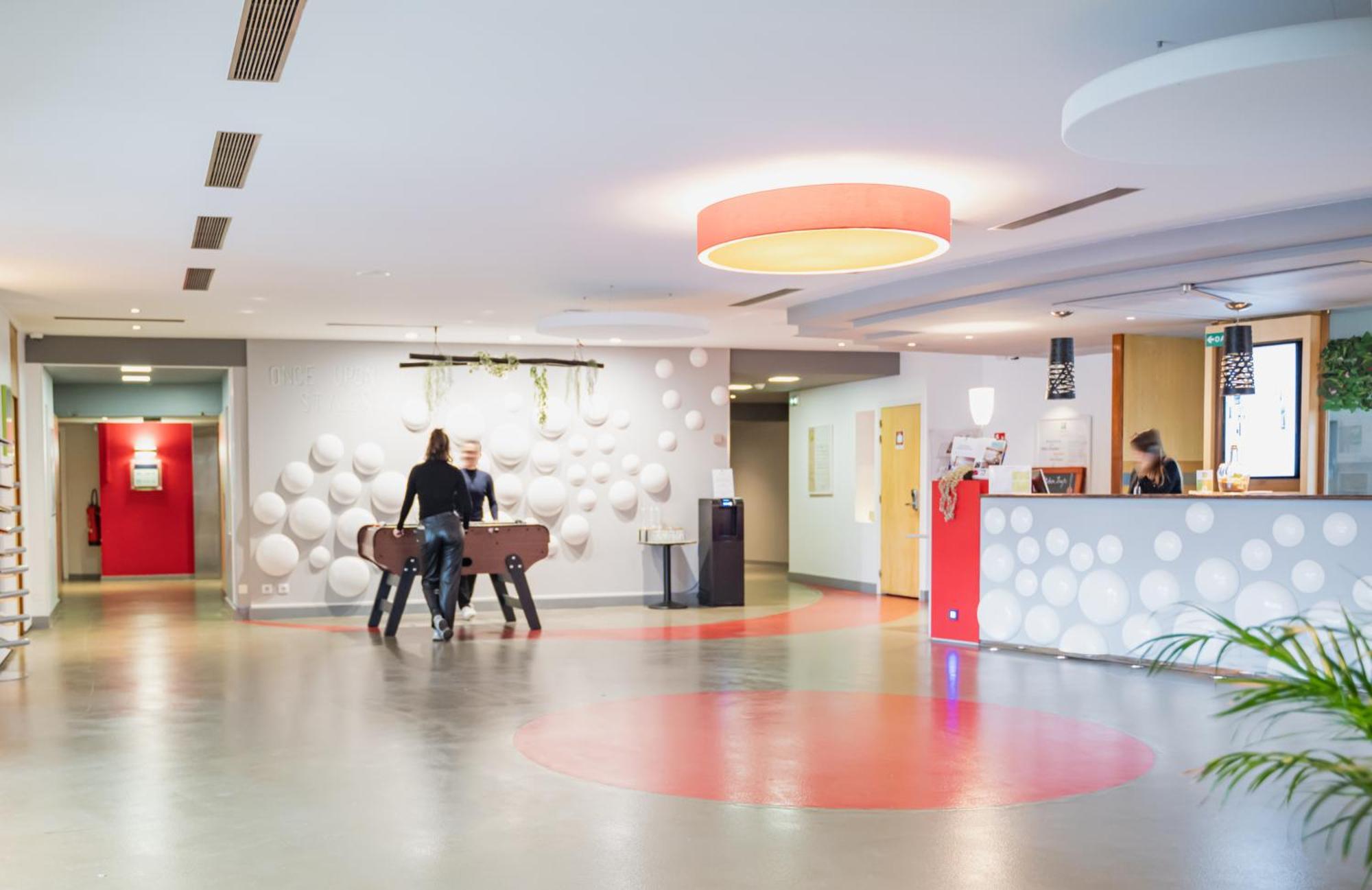 Отель Ibis Styles Lyon Sud Vienne Шас-сюр-Рон Экстерьер фото