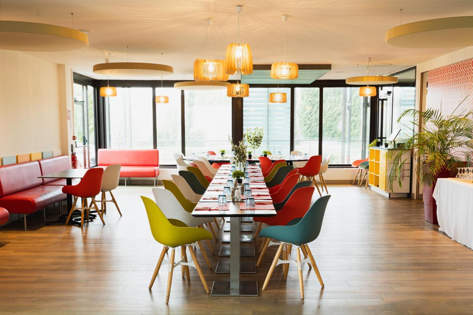 Отель Ibis Styles Lyon Sud Vienne Шас-сюр-Рон Экстерьер фото