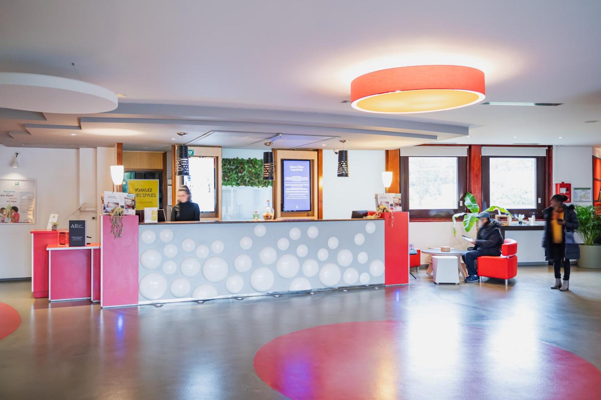 Отель Ibis Styles Lyon Sud Vienne Шас-сюр-Рон Экстерьер фото