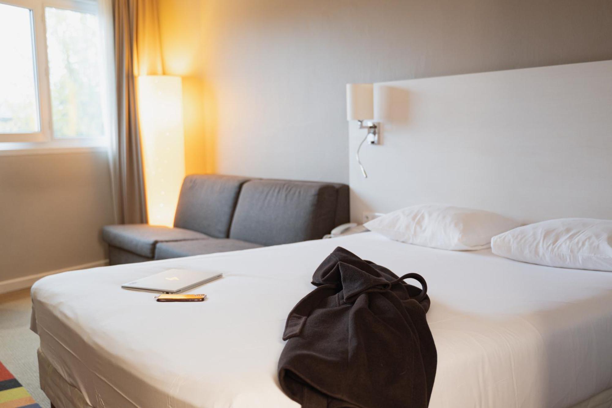 Отель Ibis Styles Lyon Sud Vienne Шас-сюр-Рон Экстерьер фото