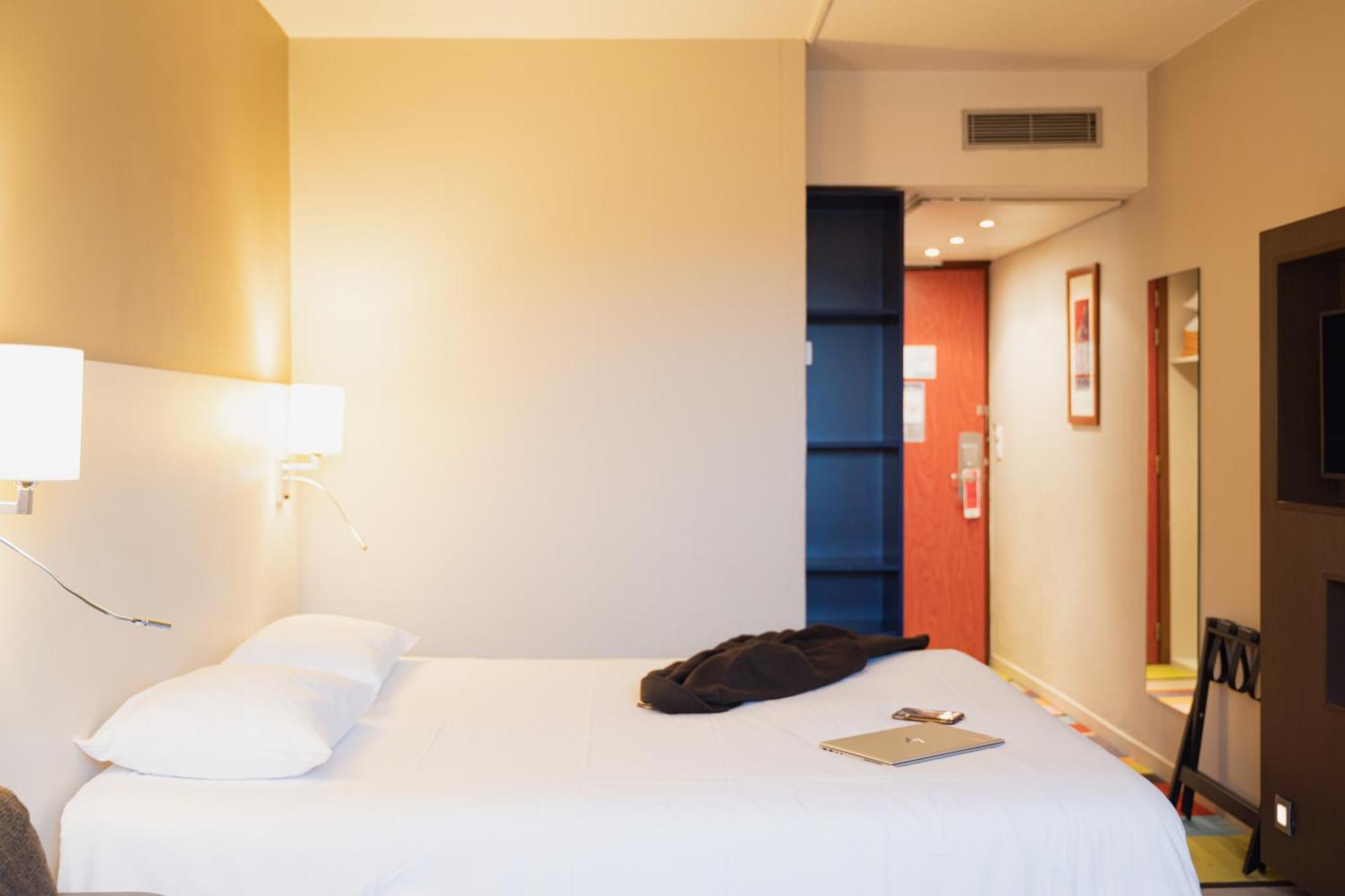 Отель Ibis Styles Lyon Sud Vienne Шас-сюр-Рон Экстерьер фото