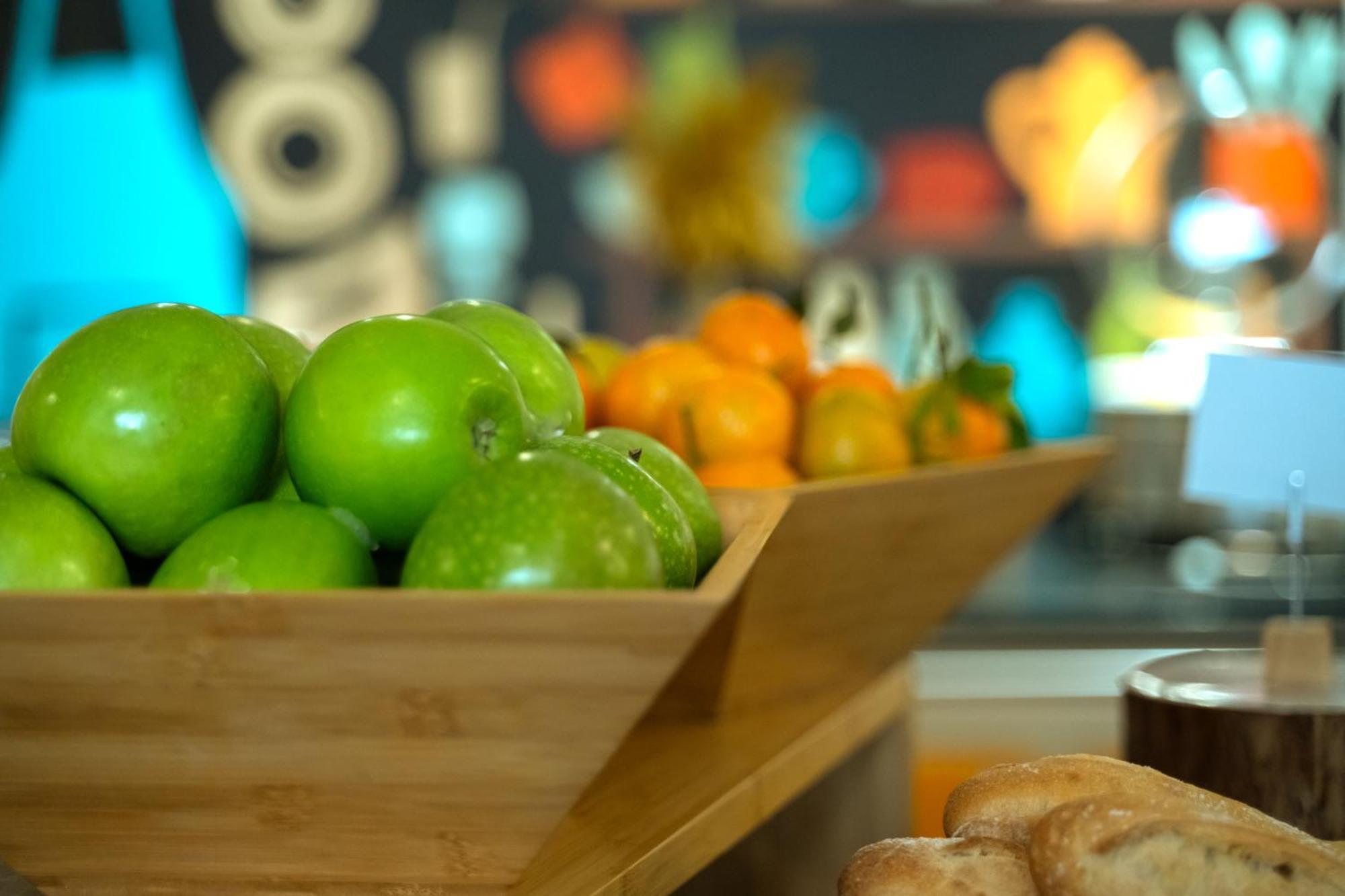 Отель Ibis Styles Lyon Sud Vienne Шас-сюр-Рон Экстерьер фото
